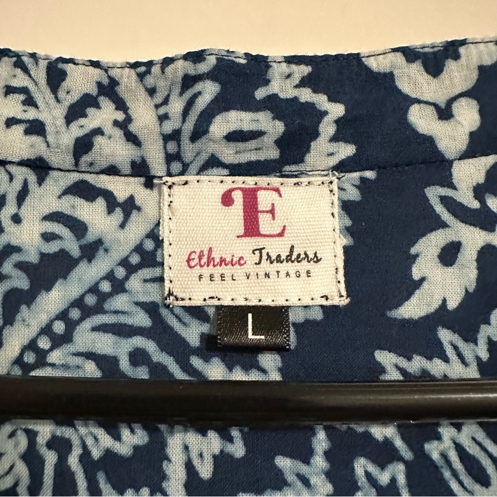 Ethnic Traders Blue and White Paisley Tie Waist Midi Dress - Picture 4 of 7